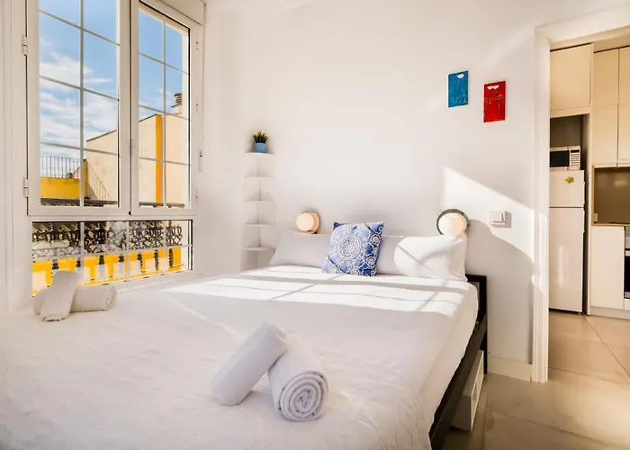 Beautiful Penthouse With Terrace - San Luis - 2bdr *