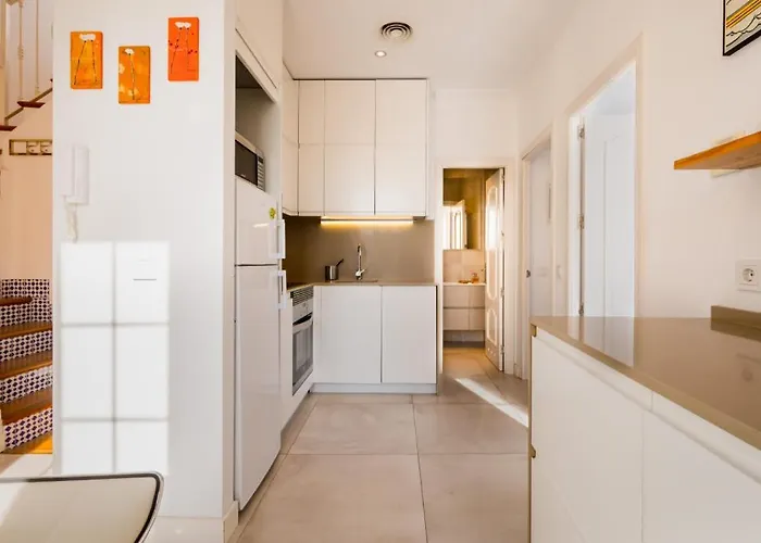 Beautiful Penthouse With Terrace - San Luis - 2bdr Σεβίλλη