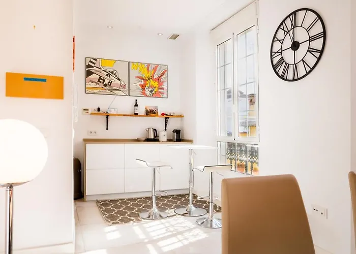 Beautiful Penthouse With Terrace - San Luis - 2bdr Διαμέρισμα *