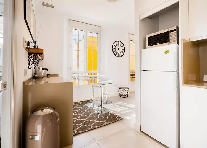 Beautiful Penthouse With Terrace - San Luis - 2bdr Διαμέρισμα *