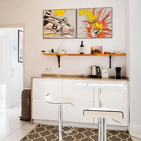 Minty - San Luis Terrace Apartment