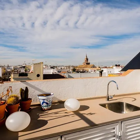 Minty - San Luis Terrace Apartment